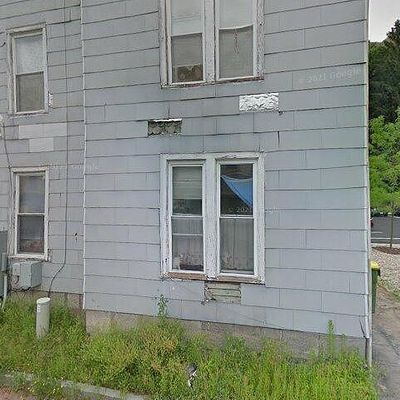 60 Gaffney Pl, Waterbury, CT 06702