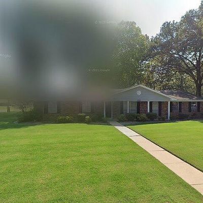 600 Cottonwood Dr, Starkville, MS 39759