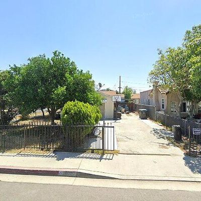 6000 Vinevale Ave, Maywood, CA 90270