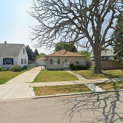 6012 47 Th Ave, Kenosha, WI 53142