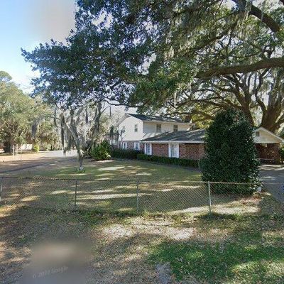 6028 Creek Rd, Beaufort, SC 29906