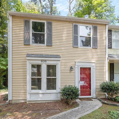 606 Middleton Ave, Cary, NC 27513