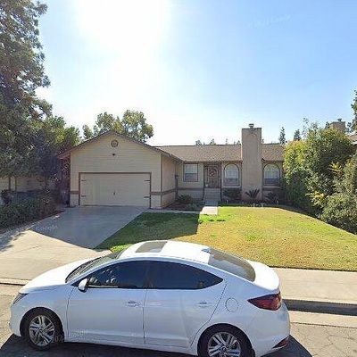 6077 E Illinois Ave, Fresno, CA 93727