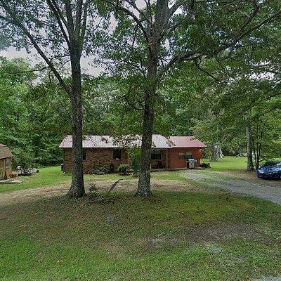 61 Waukesha Dr, Crossville, TN 38555