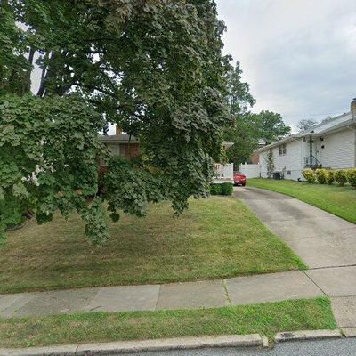 518 Broadview Rd, Upper Darby, PA 19082