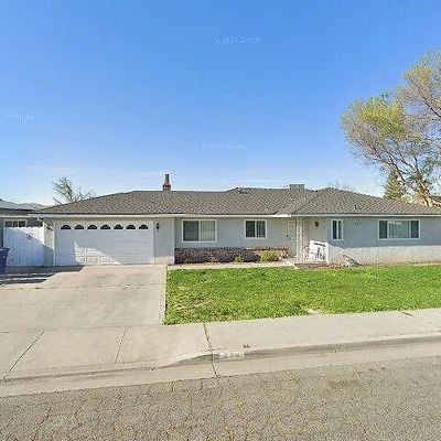 528 Adams Dr, Chowchilla, CA 93610