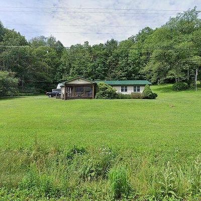 528 Whitney Creek Rd, Coudersport, PA 16915