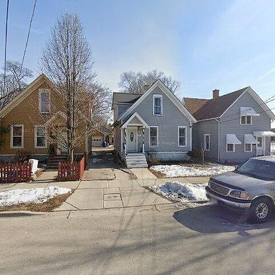 531 Grace St, Elgin, IL 60120