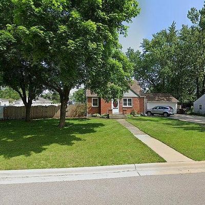 532 Liberty Blvd, Machesney Park, IL 61115