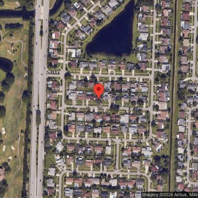 5401 Guildcrest St, Lake Worth, FL 33463