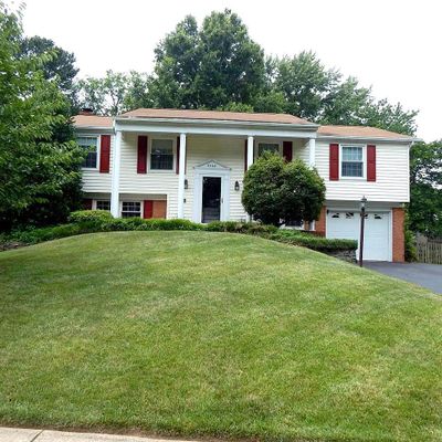 5408 Dunsmore Rd, Alexandria, VA 22315