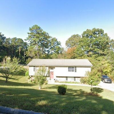 5439 Village Garden Dr, Ooltewah, TN 37363