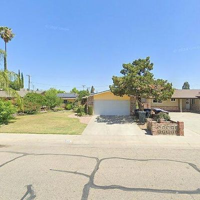 548 E Myrtle Ave, Visalia, CA 93292