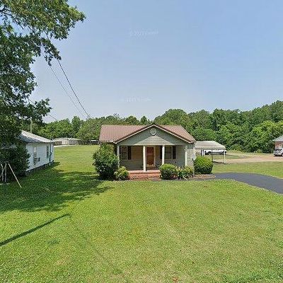 549 Raines Springs Rd, Jackson, TN 38301