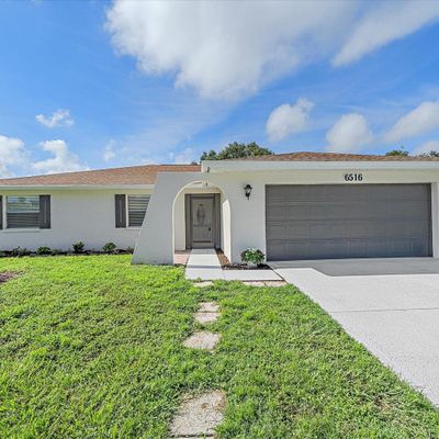 6516 Samoa Dr, Sarasota, FL 34241