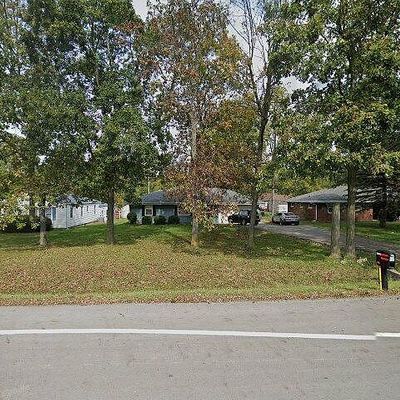 6604 E Jackson St, Muncie, IN 47303