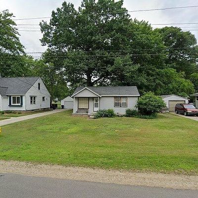 67 W 35 Th St, Holland, MI 49423