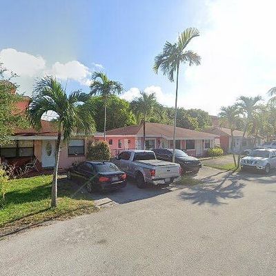 670 Tennis Club Dr, Fort Lauderdale, FL 33311