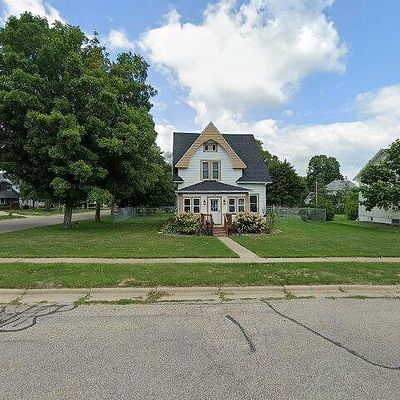 678 W 4 Th St, Zumbrota, MN 55992