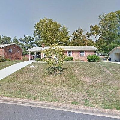 6821 Glenwood Ct, Glenn Dale, MD 20769