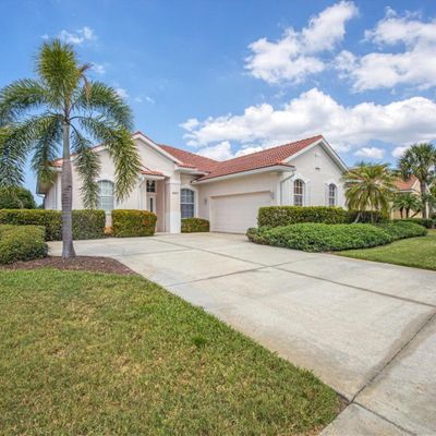 683 Silk Oak Dr, Venice, FL 34293