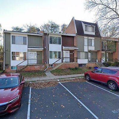 6834 Supreme Ct, Springfield, VA 22150