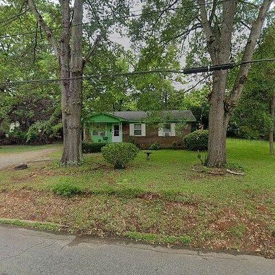 69 Jones St, Forsyth, GA 31029