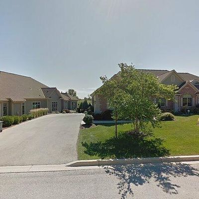 6941 W Greyhawk Ct, Franklin, WI 53132