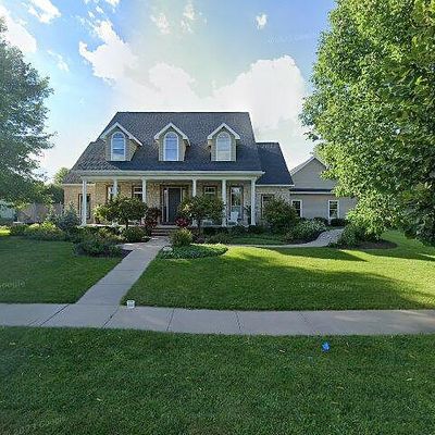 700 E Crossing Meadows Ln, Appleton, WI 54913