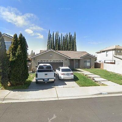 7037 Dunbar Ln, Riverbank, CA 95367