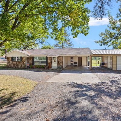 704 Avenue 4 Ne, Atkins, AR 72823