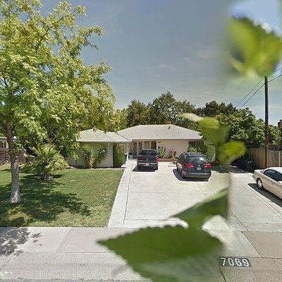 7069 Cromwell Way, Sacramento, CA 95822