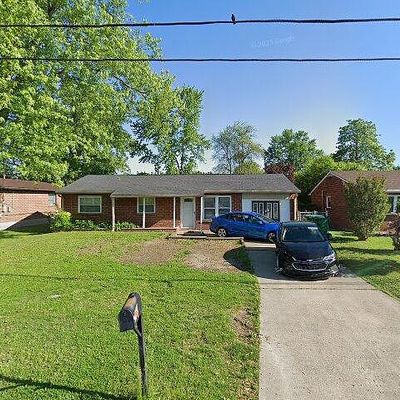 715 Drummond Way, Fairdale, KY 40118