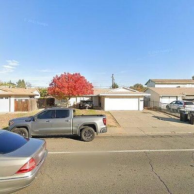 7155 Briggs Dr, Sacramento, CA 95828