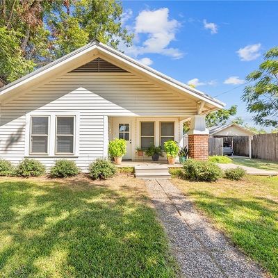 716 Maple Ave, Rockdale, TX 76567