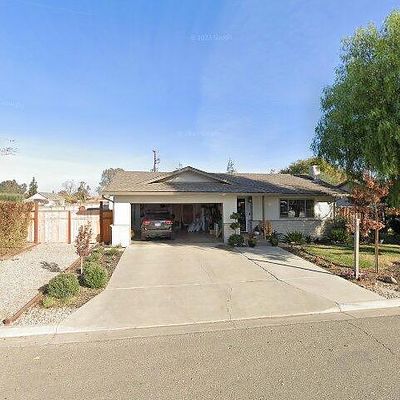 718 Lee Ave, Newman, CA 95360