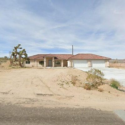 7202 Olympic Rd, Joshua Tree, CA 92252