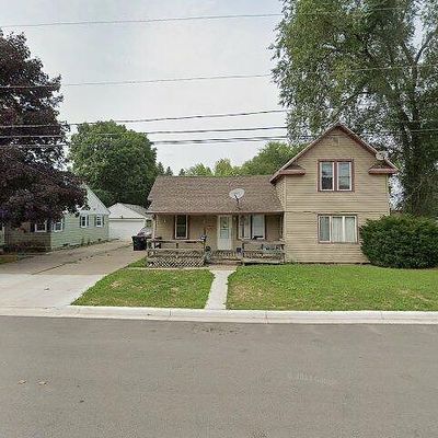 617 E Randall St, Shawano, WI 54166