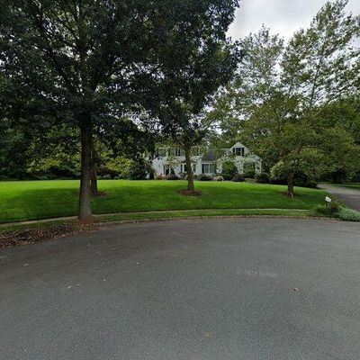 62 Charleston Dr, Skillman, NJ 08558