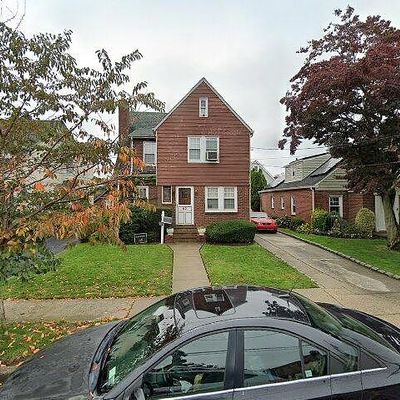 62 Lucille St, Hempstead, NY 11550