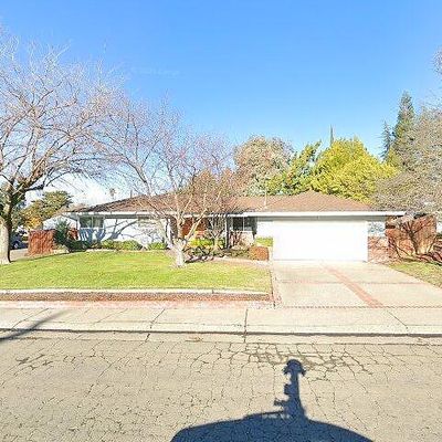 6237 Meadowvista Dr, Carmichael, CA 95608