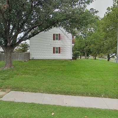 6270 E 129 Th St, Grandview, MO 64030