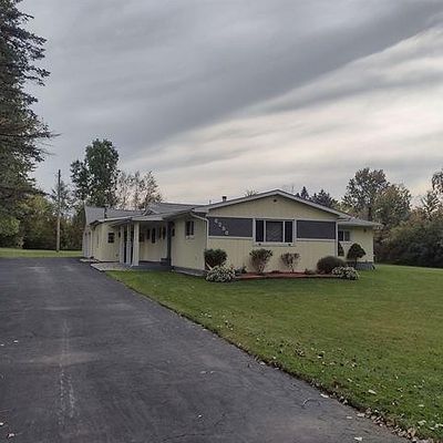 6298 Lake Rd, Millington, MI 48746