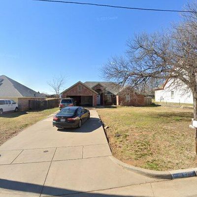 6338 Nell St, Forest Hill, TX 76119