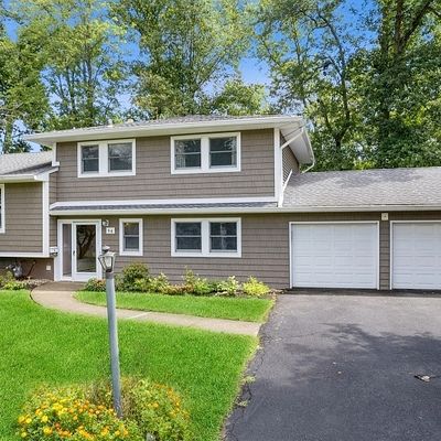 64 Twin Oaks Oval, Springfield, NJ 07081