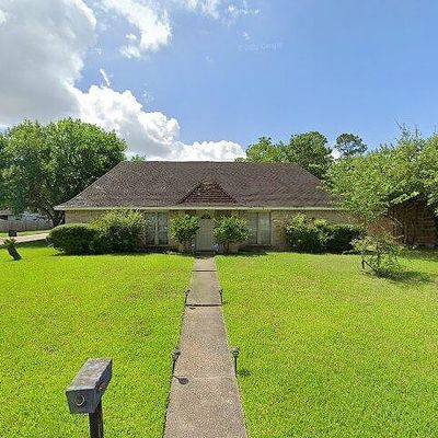 6427 Pirtlewood Cir, Houston, TX 77088