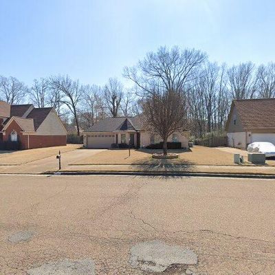 7805 Parkmont Dr, Memphis, TN 38125