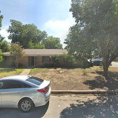 7821 Regency Ln, Fort Worth, TX 76134