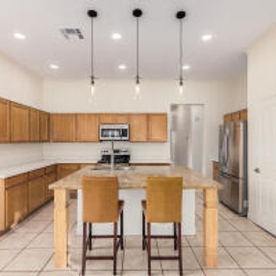 7833 E Obispo Ave, Mesa, AZ 85212