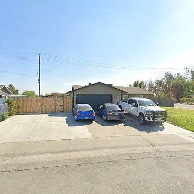 7899 Deerhaven Way, Sacramento, CA 95832